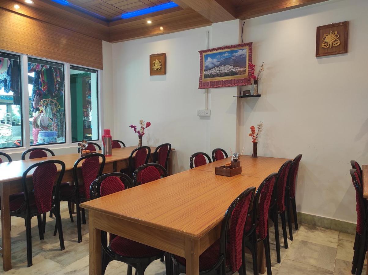 Hotel Tawang Regency 외부 사진