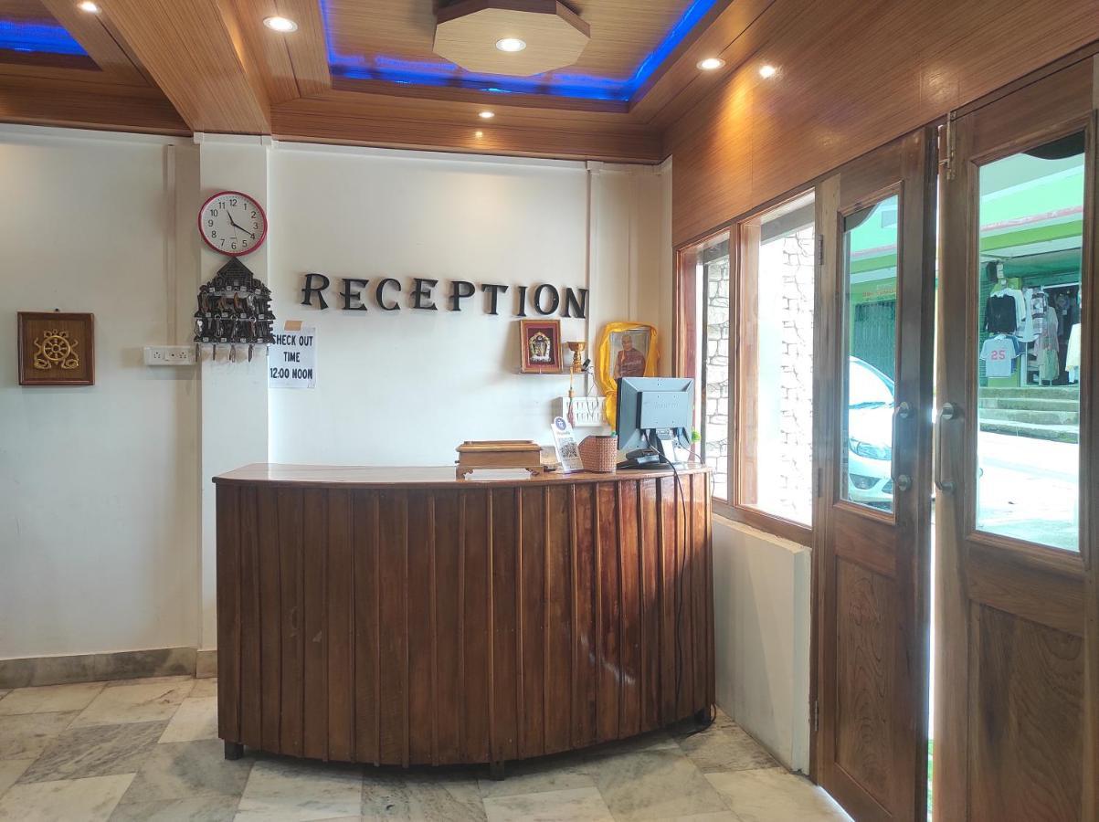 Hotel Tawang Regency 외부 사진