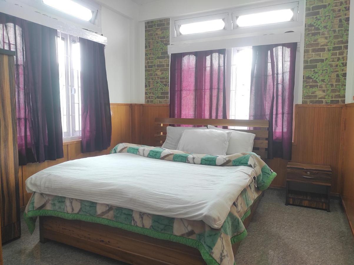 Hotel Tawang Regency 외부 사진