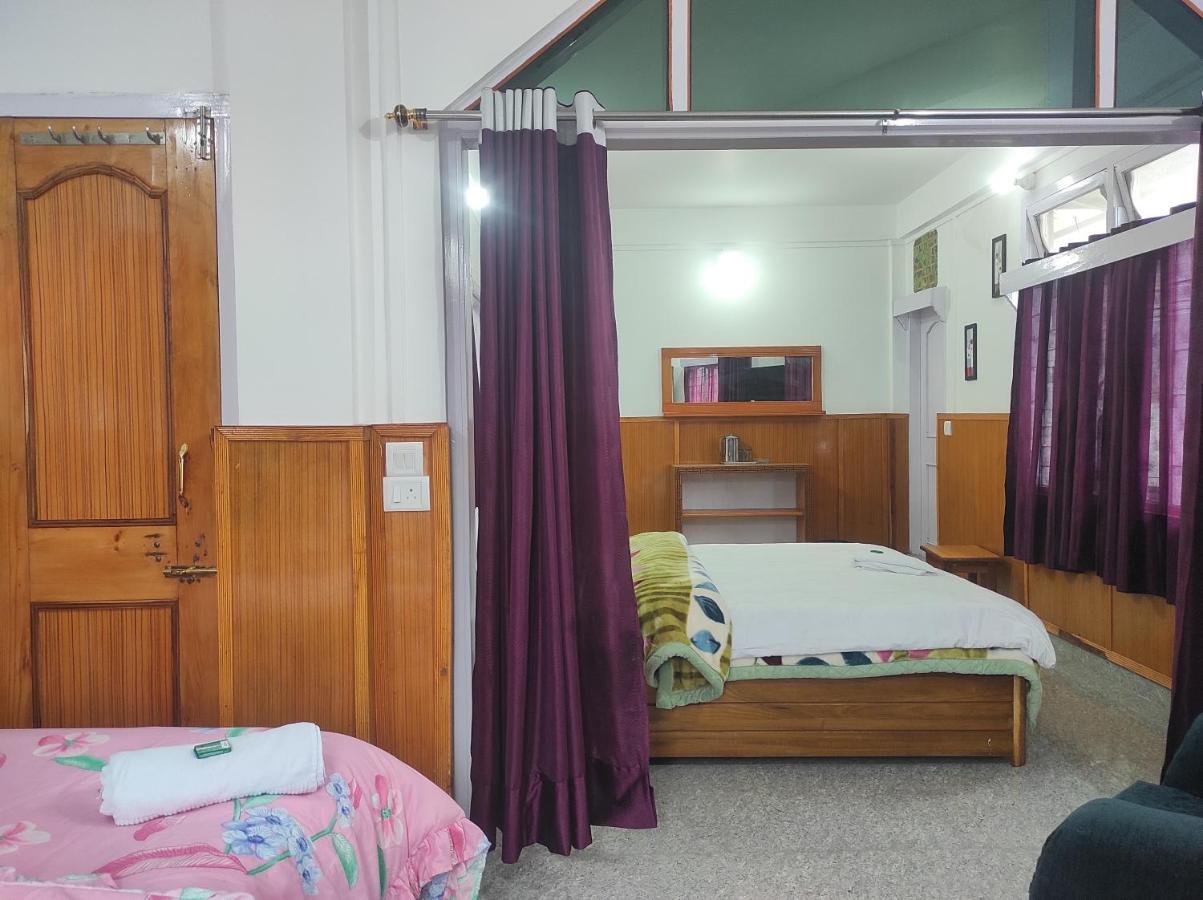 Hotel Tawang Regency 외부 사진