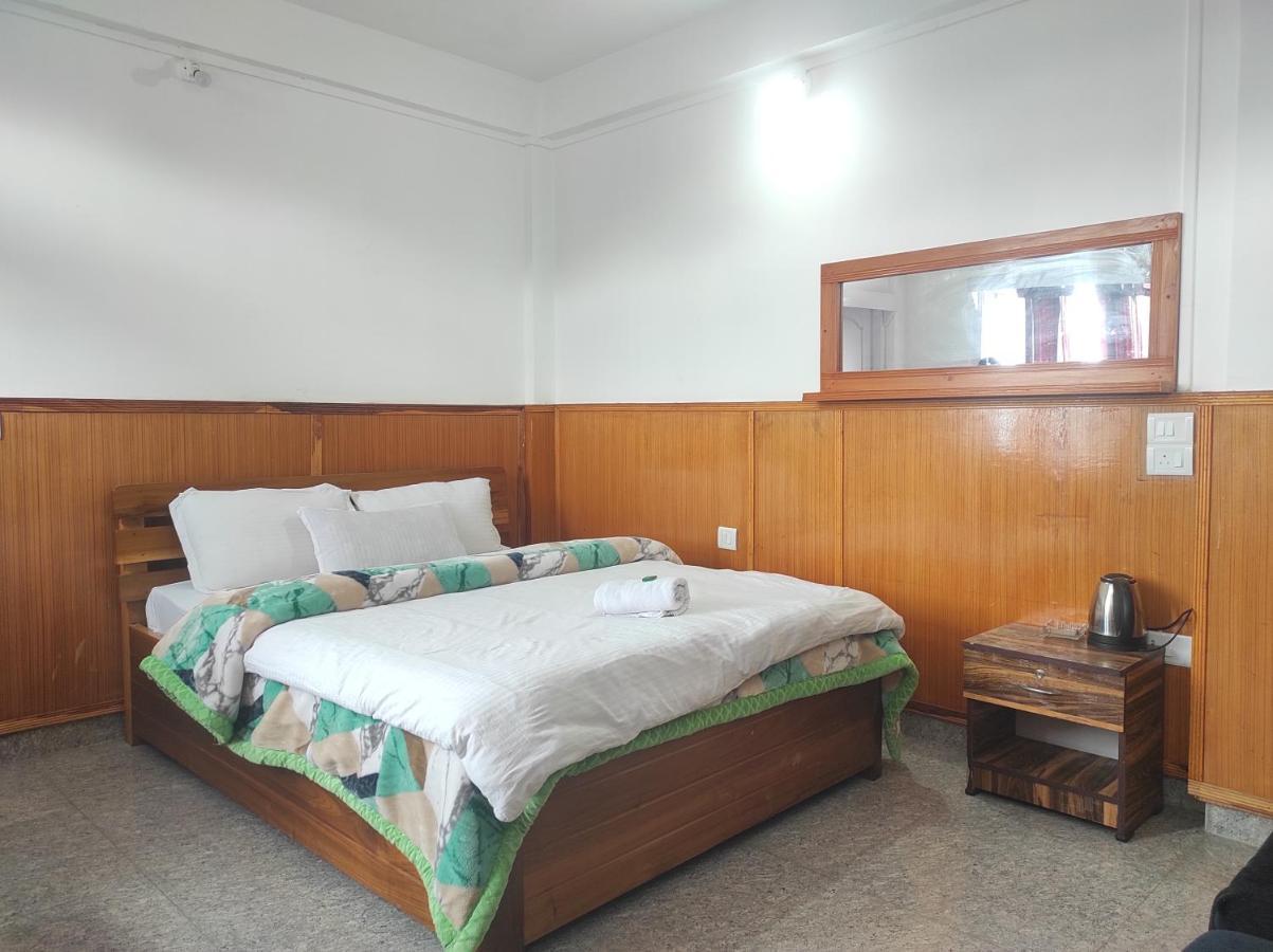 Hotel Tawang Regency 외부 사진